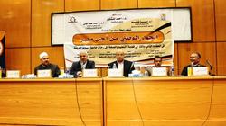 «الحوار الوطني من أجل مصر» يناقش قضايا التعليم والصحة بجامعة أسيوط (صور)