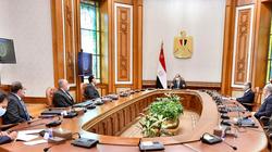 السيسي يجتمع مع رئيس الوزراء لمتابعة تنفيذ مشروع تنمية وسط وشمال سيناء