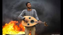 العازف وسط النيران.. "عوّاد فلسطيني" يهزم رصاص الاحتلال