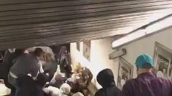 فيديو| خروج سلم كهربائي عن السيطرة في محطة مترو يتسبب في إصابة العشرات