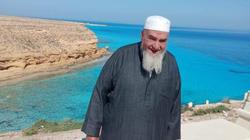 وفاة حاج من سوهاج أثناء الوقوف بجبل عرفات.. «طول عمره بيتمناها»