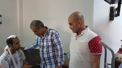 بالصور| مدير الطب العلاجي يطمئن على مصابي حادث "أتوبيس نويبع"