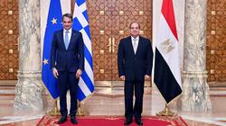 مباحثات «مصرية - يونانية» لتعزيز التعاون سياسياً وعسكرياً