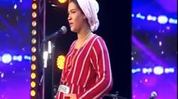بالفيديو| إيمان مصطفى تنتزع "الباز الذهبي" في  Arabs Got Talent