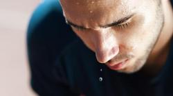 خطأ بسيط في غسل الوجه يسبب مشاكل جلدية مزمنة.. يفعله الجميع