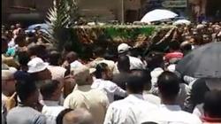 أهالي بلقاس يشيعون 5 أفراد من عائلة واحدة لقوا مصرعهم في حادث تصادم