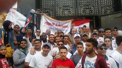 طلاب الجامعات يرفعون شعار «صوت.. ودعوة للمشاركة» أمام اللجان