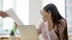 شركة تنقل موظفيها إلى منطقة جبلية نائية لسبب غريب.. «بدون مرافق ولا مواصلات»