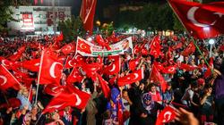 لليوم الـ16على التوالي..الأتراك يواصلون مظاهرات "صون الديمقراطية"