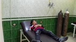 غضب في المحمودية بعد إصابة 36 شخصا باختناق لتفريغ مخلفات مواد بترولية بمصرف "الخيري"
