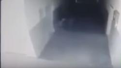 بالفيديو| كاميرات مراقبة ترصد أشباحا تطارد امرأة