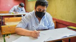  «التعليم»: الطالب سيجيب عن امتحانات الثانوية «ورقياً وإلكترونياً»