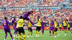 بالفيديو| رغم استبعاده من اللقاء.. صلاح يظهر في مباراة ليفربول ودورتموند