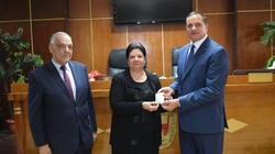 "تجارة سوهاج" تكرم العاملين المتميزين للعام الثالث على التوالي