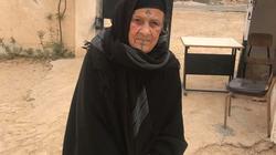 "سمحة" معمرة تدلي بصوتها بلجنة عبدالمنعم رياض بمطروح: "شاركت عشان مصر"