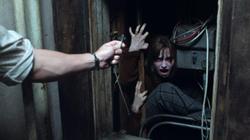 بالفيديو| وفاة مسن خلال مشاهدته فيلم رعب.. واختفاء جثته