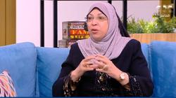 داعية إسلامية: خلع الزوجة لزوجها دون معرفته حرام