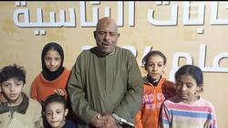 الحاج عدوي يصطحب أولاده الخمسة في ثالث أيام الانتخابات: «بعلمهم الانتماء»