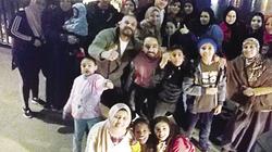 هدية أهالي "العمرانية" لعروس يتيمة: فستان وزفة وأكل الصباحية