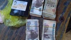 مسعفان يسلمان 22 ألف جنيه عُثر عليها بحادث في كفر الشيخ