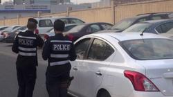 شاهد ما وجد داخل سيارة مسروقة بعد مطاردة طويلة