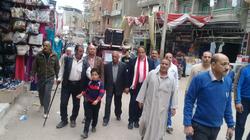 رئيس "كفر البطيخ" يقود مسيرة لحث المواطنين على المشاركة بالانتخابات