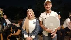 «بتول وعبدالله» يدرسان الإعلام ويحترفان التصوير: حلمنا نشتري كاميرا