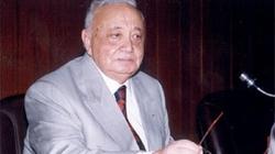 بدران: ثروت عكاشة تحدث عن "العناكب السامة" المحيطة بمجلس قيادة الثورة