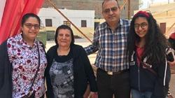 خلصنا الصلاة بدري وجينا.. عائلة هابي تدلي بأصواتها في الاستفتاء