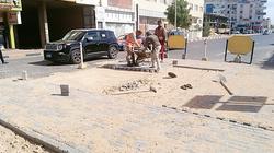 محافظ البحر الأحمر: مطبات جديدة مطابقة للمواصفات بدلا من المتهالكة
