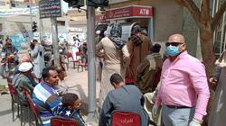 اليوم.. الحكومة تصرف رواتب يناير لموظفيها شاملة زيادات المعلمين