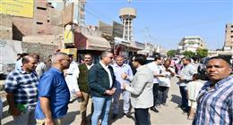محافظ الفيوم يوجه بتوفير أماكن انتظار لكبار السن بالبريد والمركز التكنولوجي 