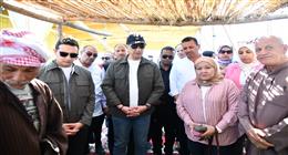 محافظ الفيوم يشهد مزاد بيع السمك والجمبري على ضفاف بحيرة قارون (صور)