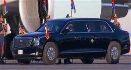 الرئيس السيسي يصطحب ترامب إلى مقر انعقاد قمة شرم الشيخ للسلام