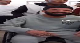 أسير فلسطيني محرر يبكي حزنا على وفاة زوجته وطفليه
