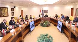 وزير الاتصالات: تطوير 4055 مكتب بريد وزيادة محطات المحمول إلى 37 ألف برج