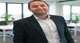 أحمد شعراني يكتب: قبل زمن طه دسوقي.. حينما كان الصحفي بوصلة الفنان ورفيق الرحلة