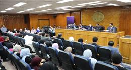 جامعة القاهرة تستعرض الأطر الأخلاقية والقانونية لتنظيم الذكاء الاصطناعي 