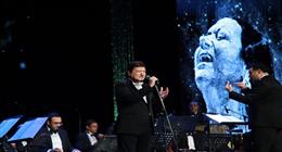 محمد الحلو يتألق عبر شاشة الحياة في حفل مهرجان الموسيقى العربية.. صور