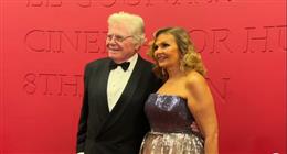 يسرا وحسين فهمي في العرض الخاص لـ«إسكندرية كمان وكمان» بمهرجان الجونة