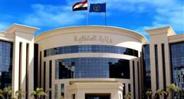 الداخلية تضبط عامل صالون تجميل تحرش بفتاة داخل محل عمله في القاهرة 