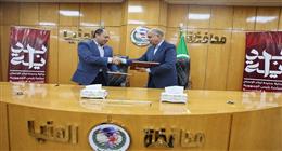 محافظ المنيا يطلق مشروعين صناعيين في مركز العدوة