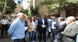 محافظ الجيزة يتفقد مشروعات جهاز رعاية وتشغيل الشباب في عدد من الأحياء