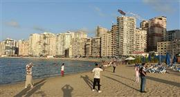 «الأرصاد» تكشف طقس الإسكندرية غدا.. أجواء معتدلة وشبورة كثيفة صباحا
