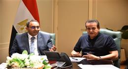 وزير الصحة يناقش تسريع وتيرة تطوير المنظومة الصحية في قنا 