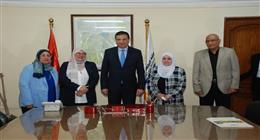 وزير الزراعة يجتمع مع الباحثين لمناقشة تحديات البحث العلمي