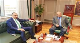 وزير الكهرباء يوجه برفع كفاءة العاملين في مصانع الطاقة