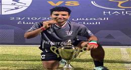 «زيزو» محترف مصري يحصد كأس البطولة التنشيطية لكرة القدم في الكويت