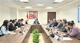 نائب وزير الإسكان يناقش آليات التعاون مع شركة صينية في مجال تحلية المياه