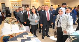 وزيرة التضامن الاجتماعي ومحافظ جنوب سيناء يتفقدان القرية التراثية بمدينة شرم الشيخ